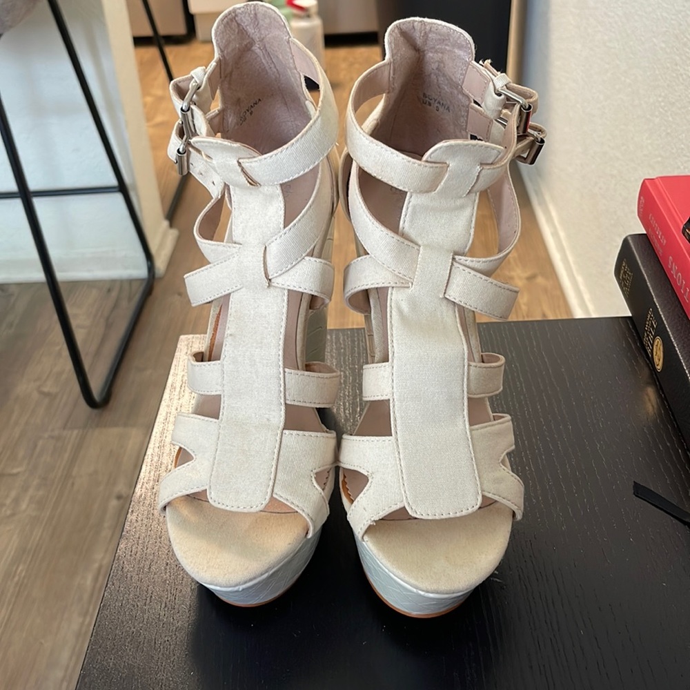 Shoedazzle heels